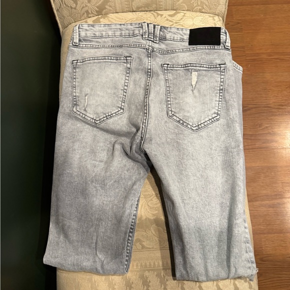 Forever 21 Men’s Skinny Jeans - Picture 3 of 4